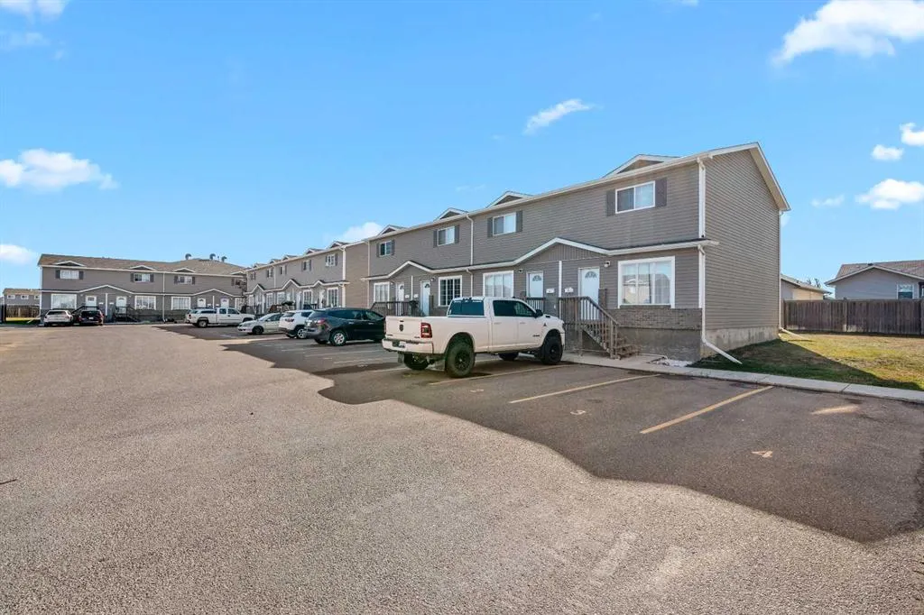 1811 49 Avenue, #Unit 6