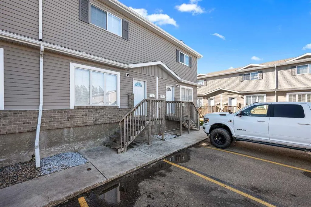 1811 49 Avenue, #Unit 6
