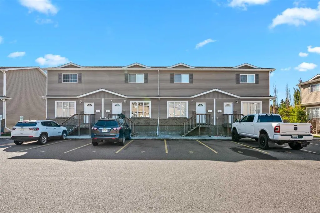 1811 49 Avenue, #Unit 6