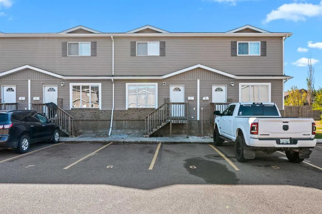 1811 49 Avenue, #Unit 6