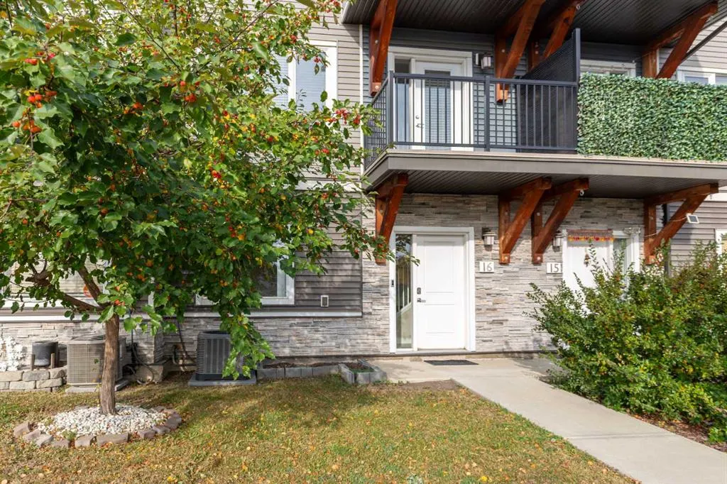 141 Fontaine Crescent, #16