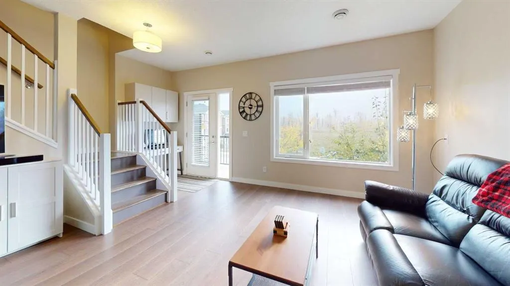 141 Fontaine Crescent, #16