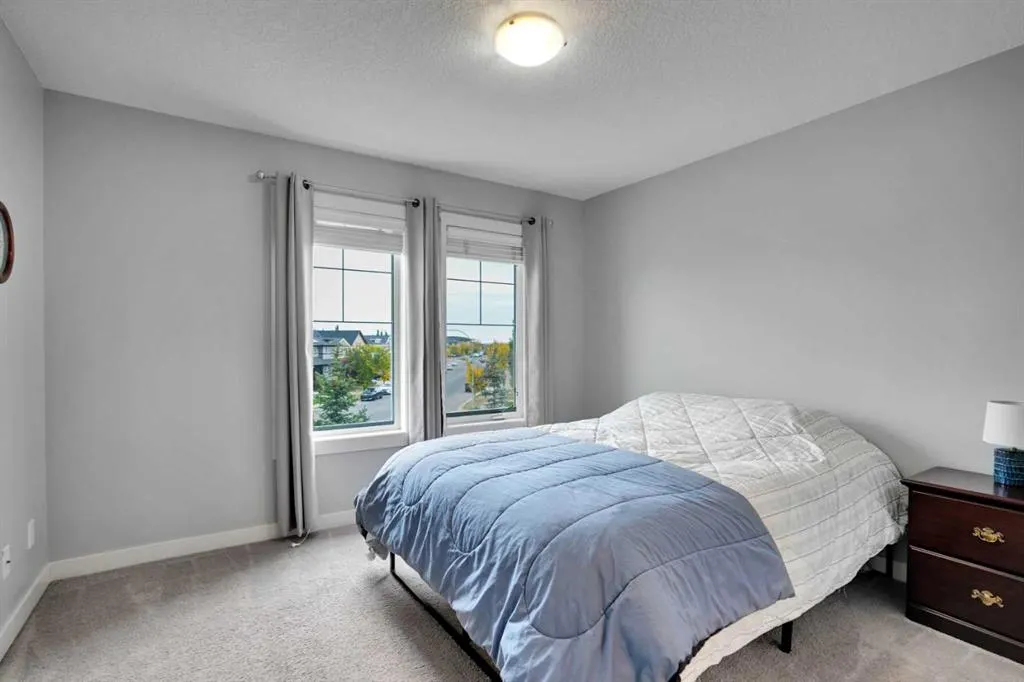 309 Evanston Square NW