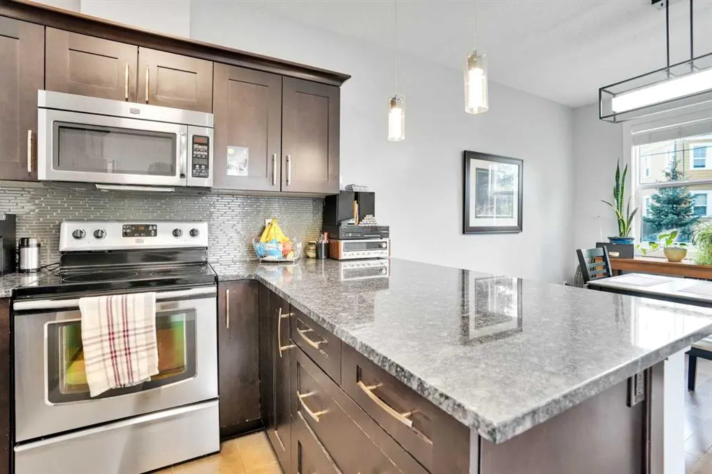 309 Evanston Square NW