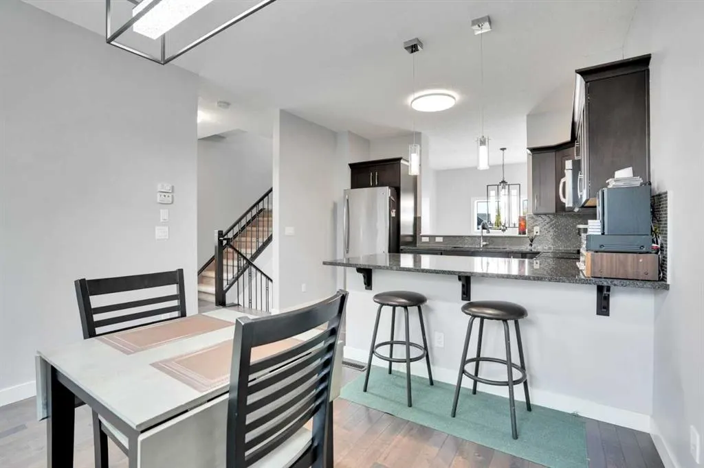 309 Evanston Square NW