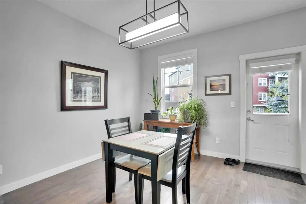309 Evanston Square NW