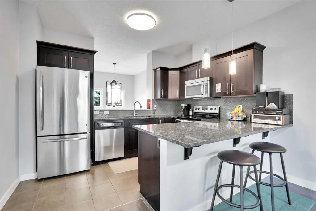 309 Evanston Square NW