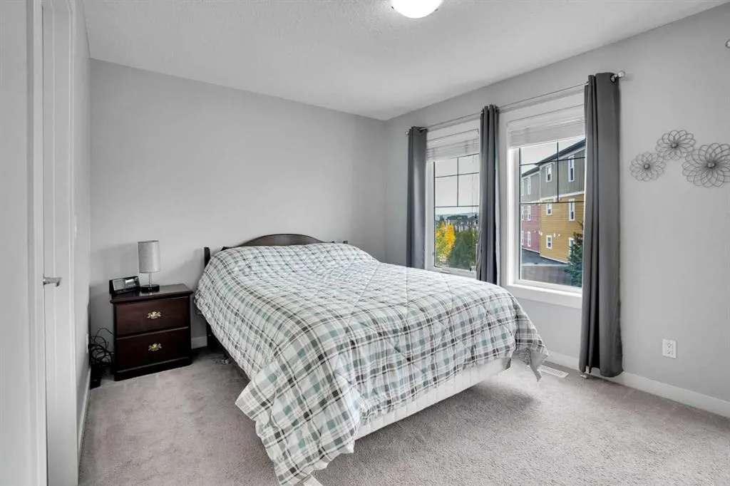 309 Evanston Square NW