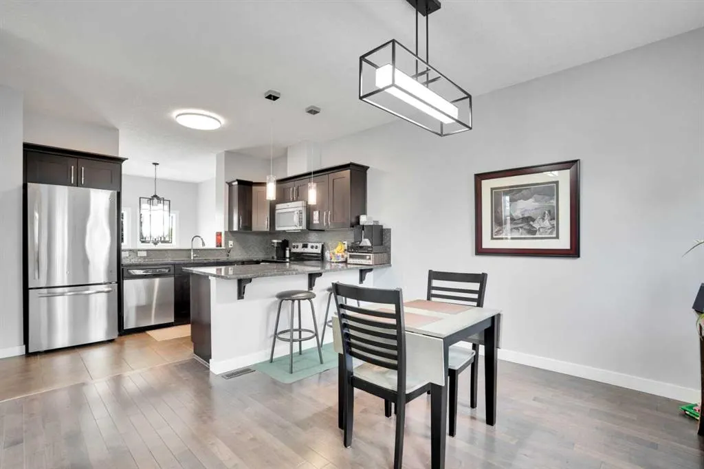 309 Evanston Square NW
