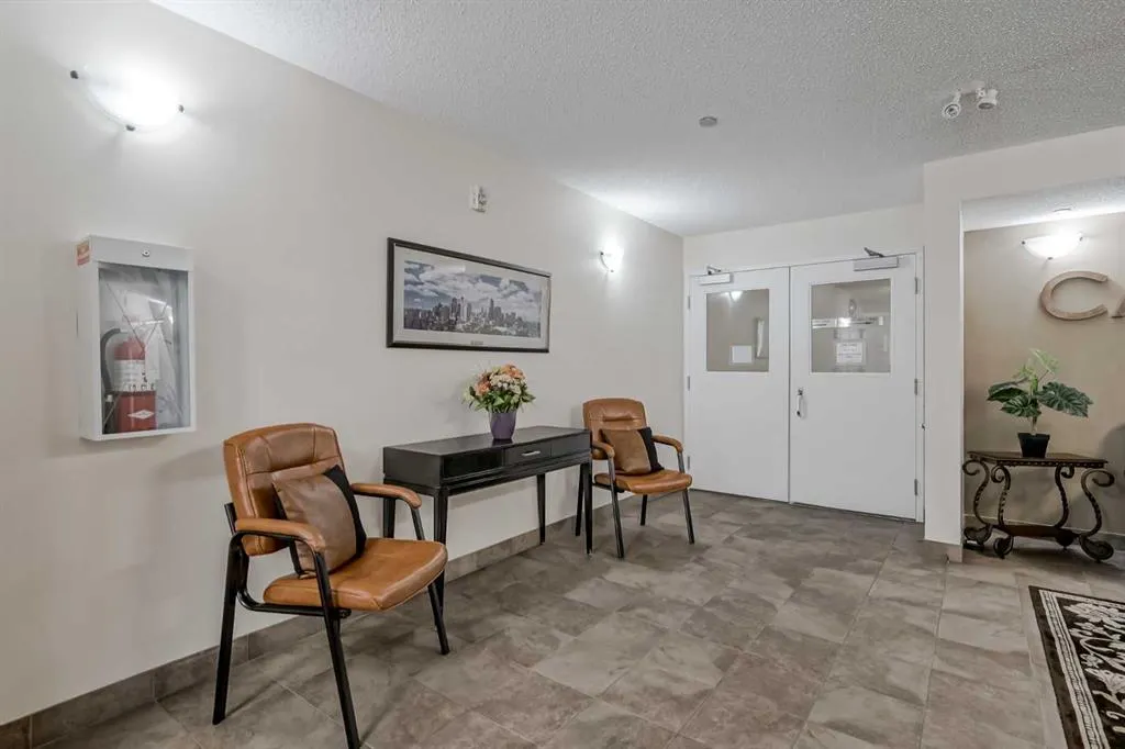 5200 44 Avenue NE, #2205