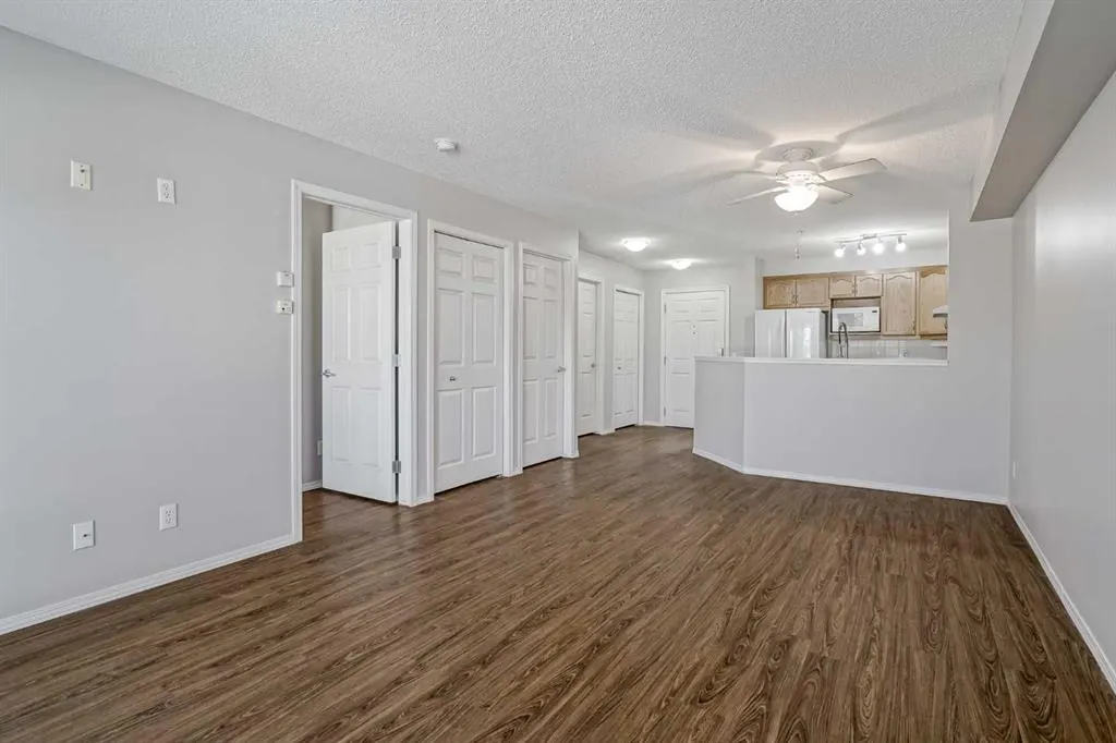 5200 44 Avenue NE, #2205