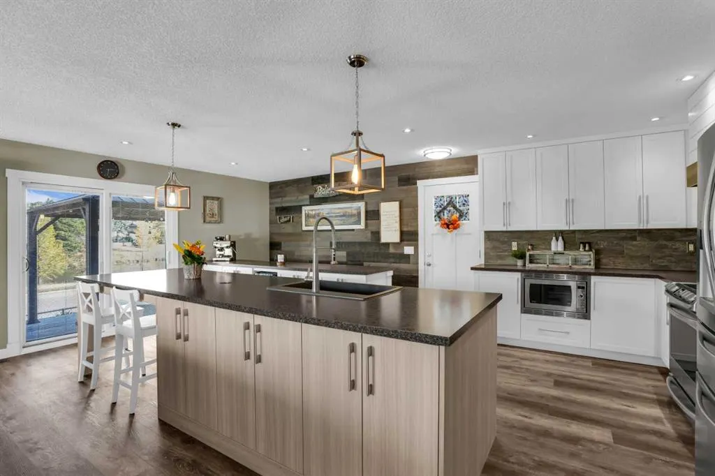 67 Summerwood Road SE