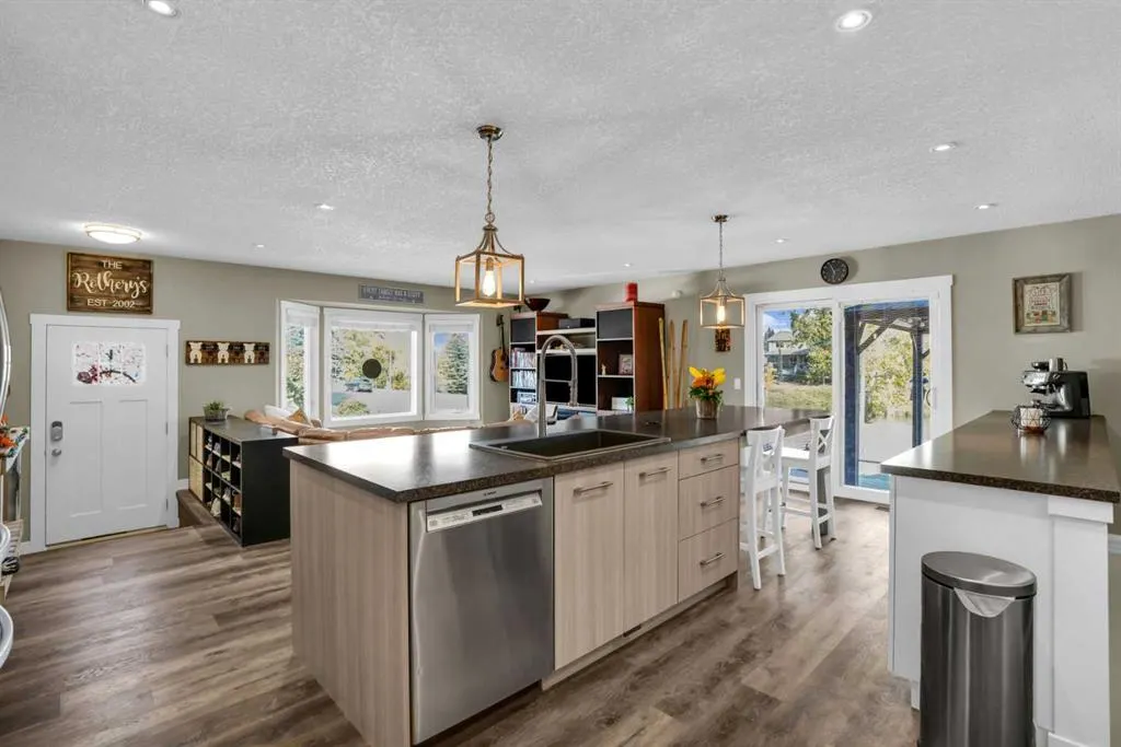 67 Summerwood Road SE
