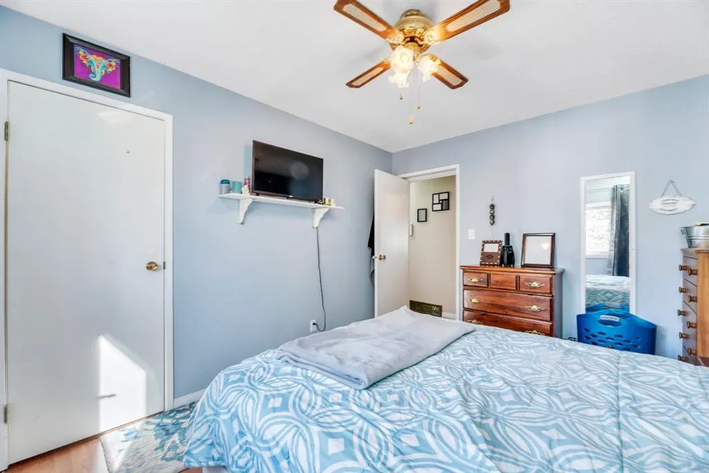 112 Young Crescent