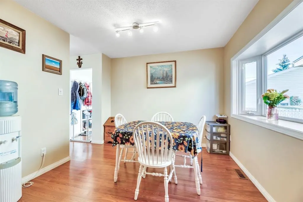 112 Young Crescent