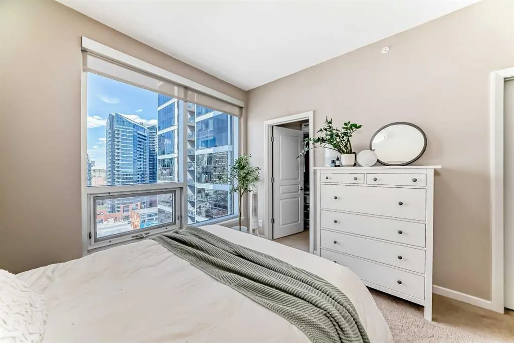1320 1 Street SE, #1207