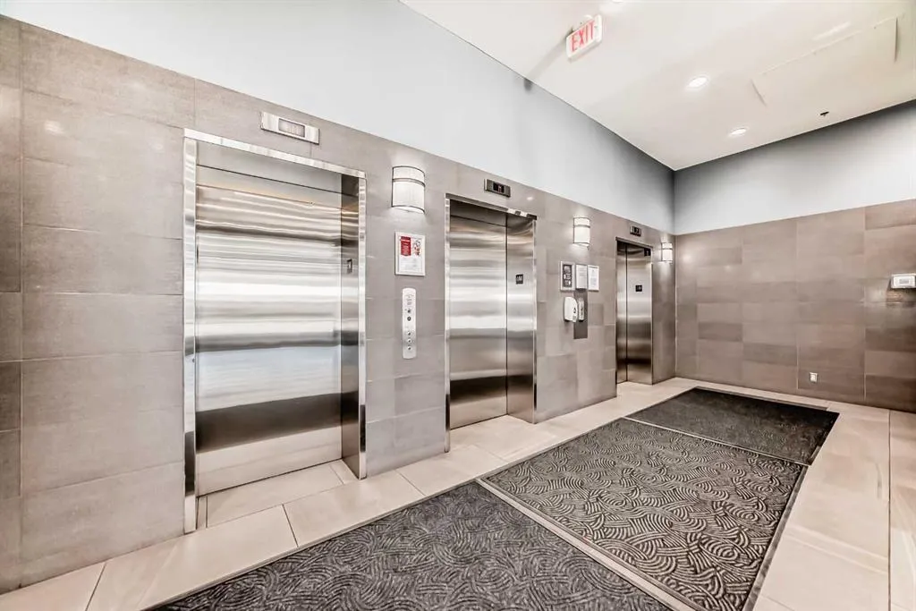 1320 1 Street SE, #1207