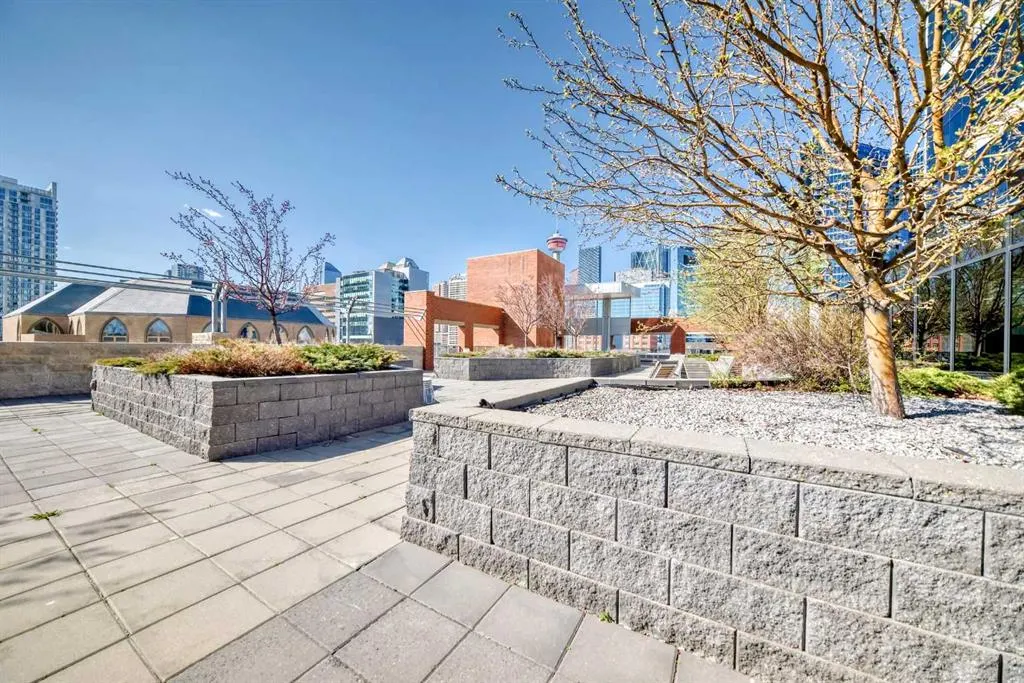 1320 1 Street SE, #1207