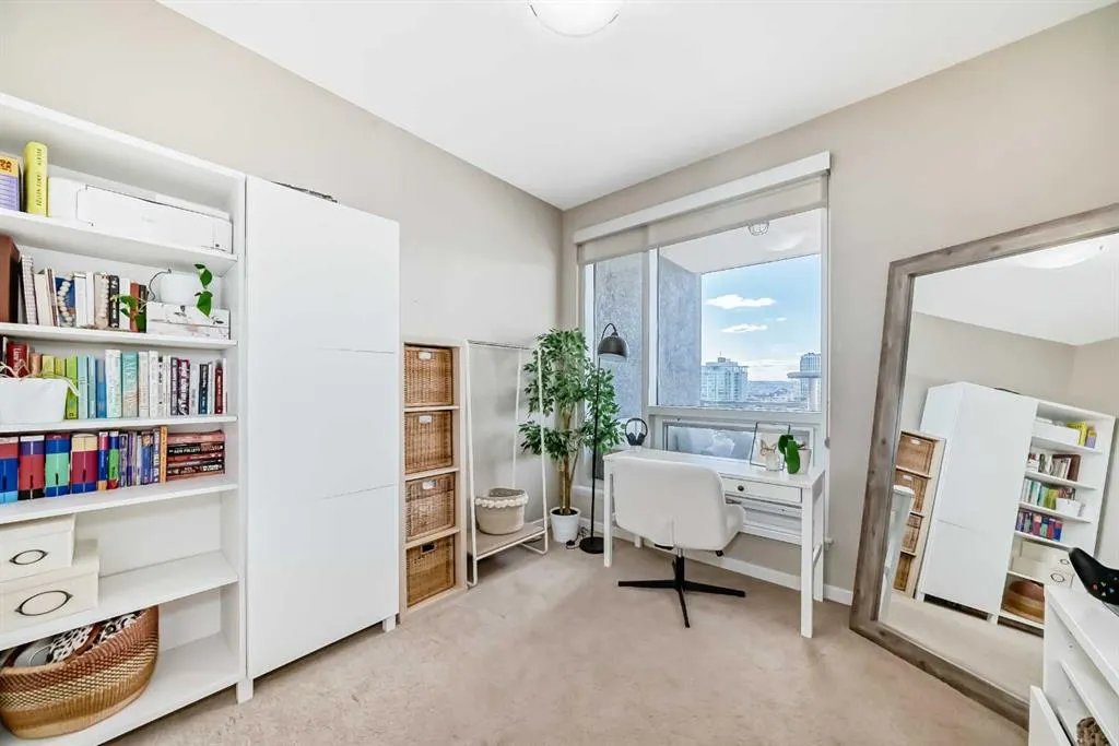 1320 1 Street SE, #1207
