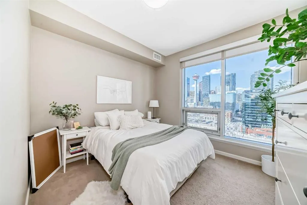 1320 1 Street SE, #1207