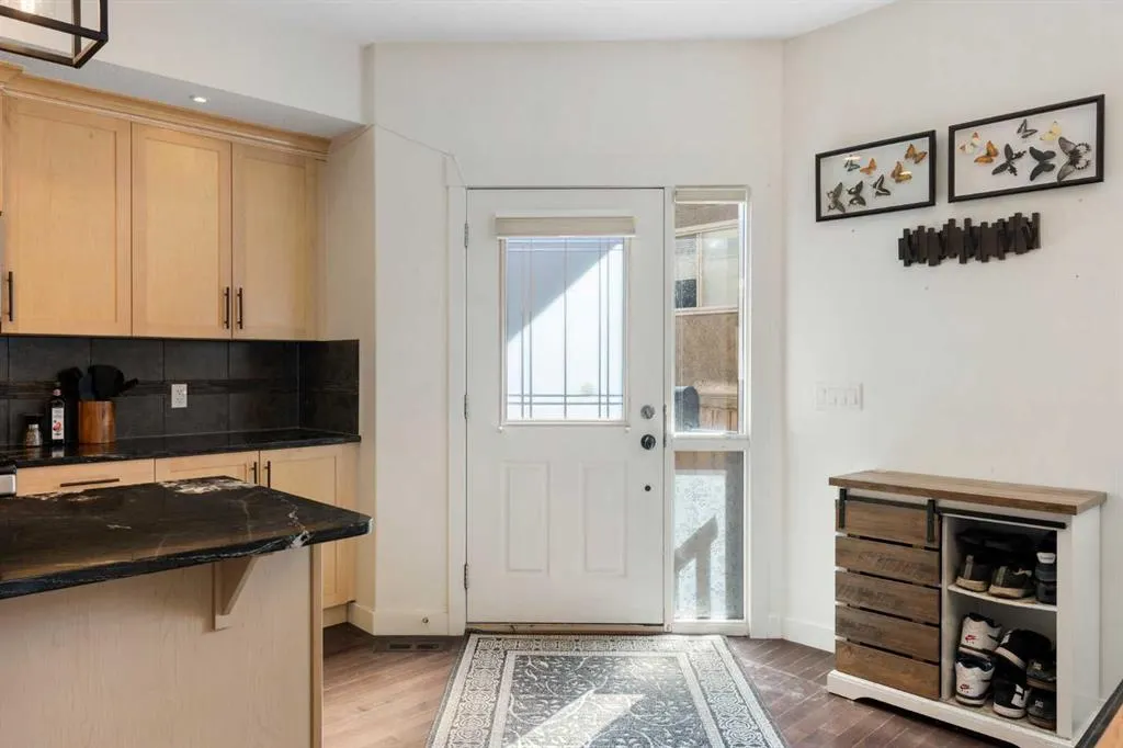 4709 17 Avenue NW, #2