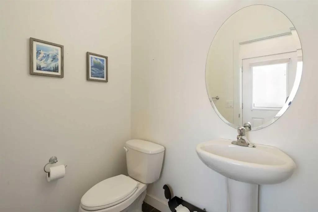 4709 17 Avenue NW, #2