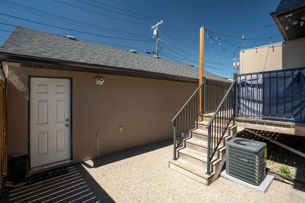 4709 17 Avenue NW, #2