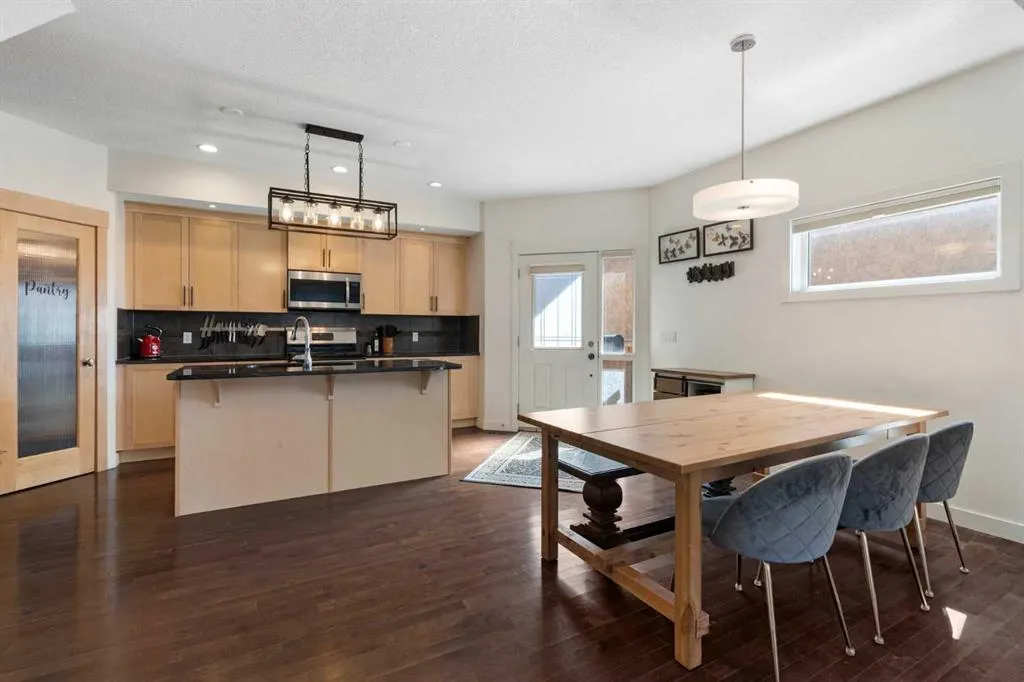 4709 17 Avenue NW, #2