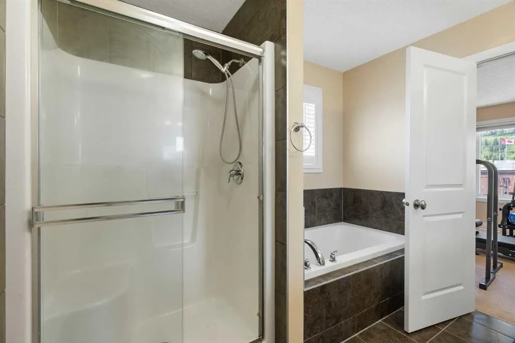 4709 17 Avenue NW, #2