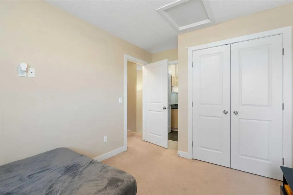4709 17 Avenue NW, #2
