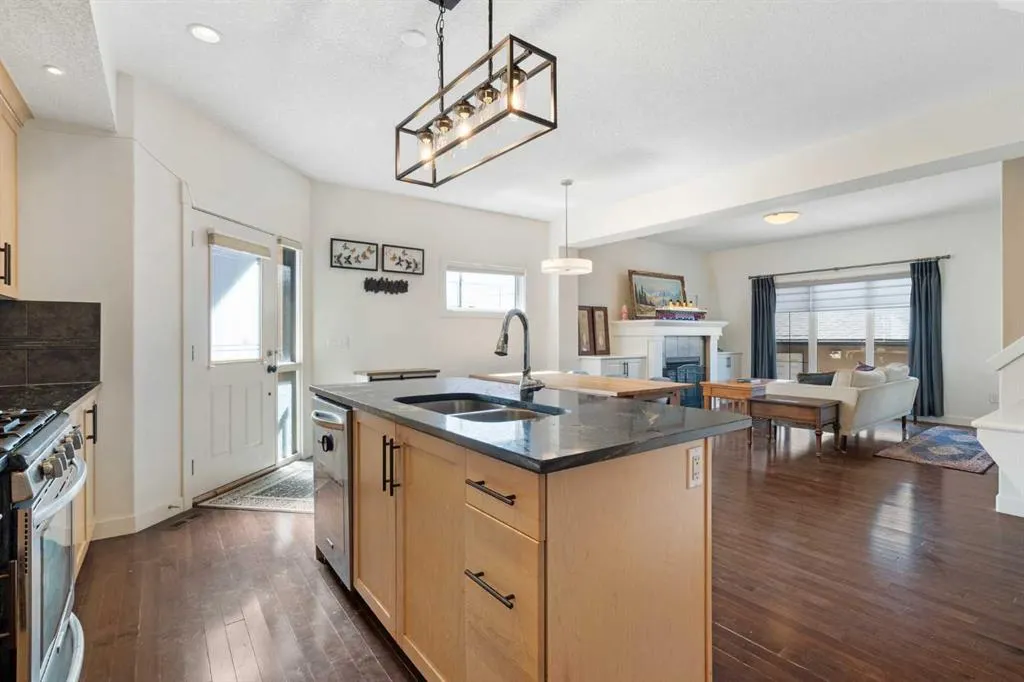 4709 17 Avenue NW, #2