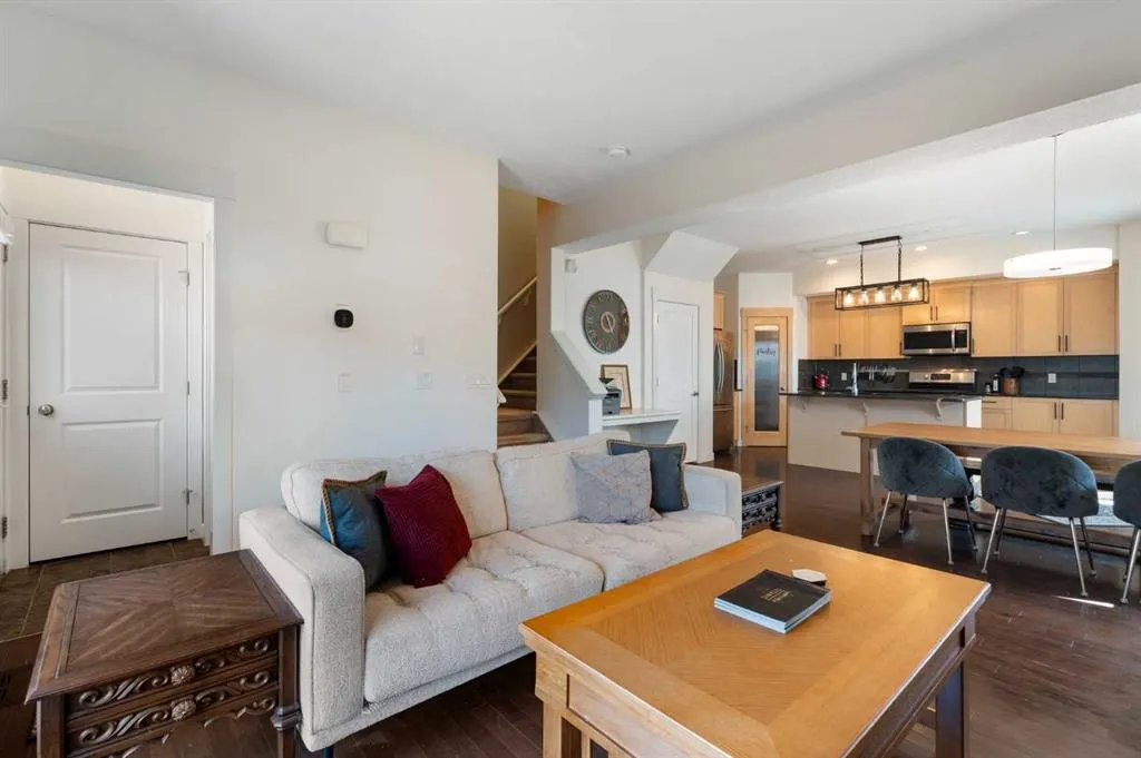 4709 17 Avenue NW, #2