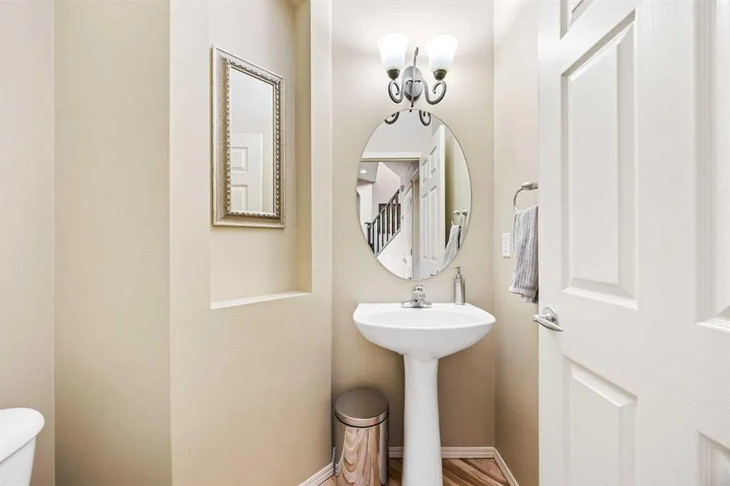 16 Tuscany Ravine Court NW