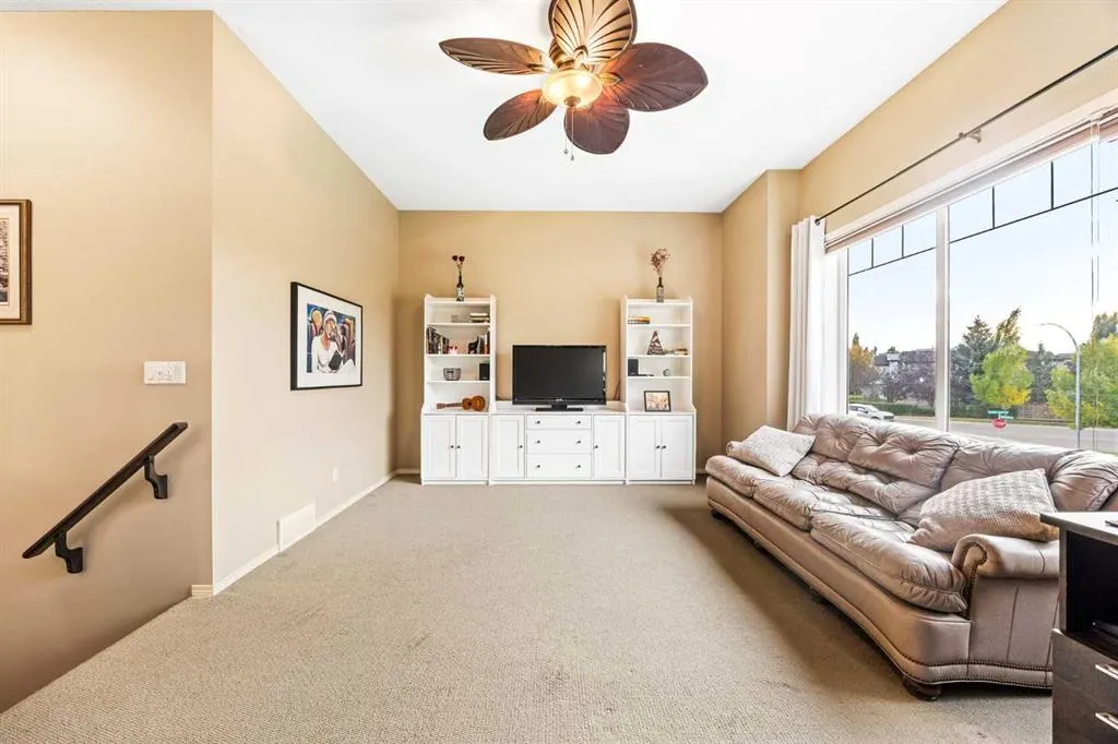 16 Tuscany Ravine Court NW