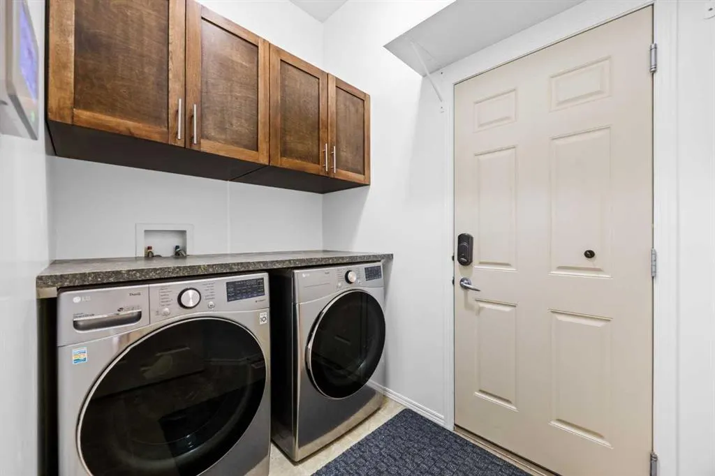 16 Tuscany Ravine Court NW