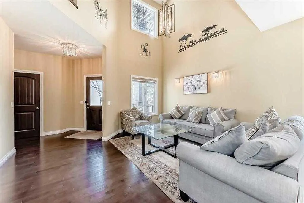 583 West Chestermere Drive