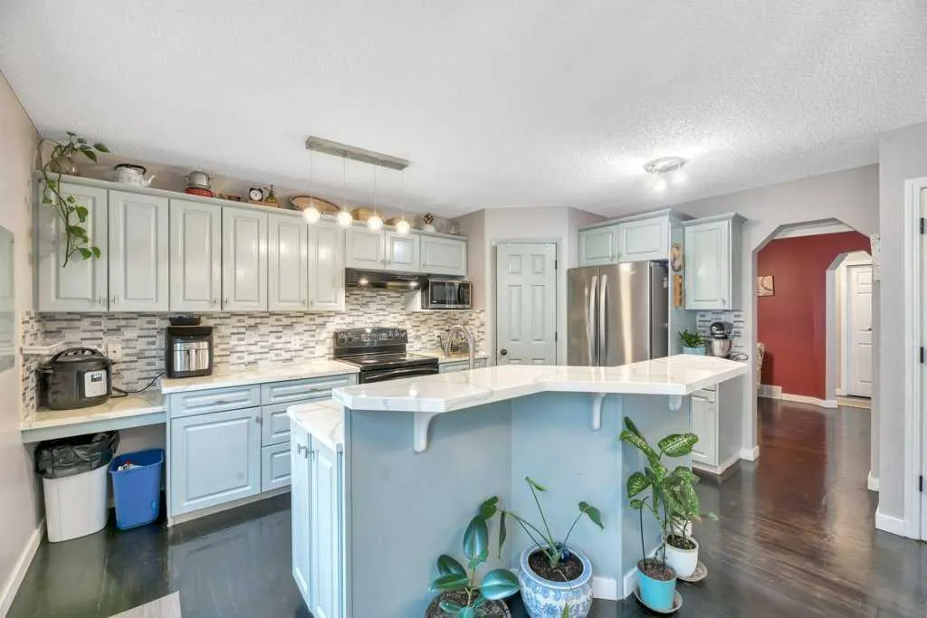 331 Citadel Drive NW