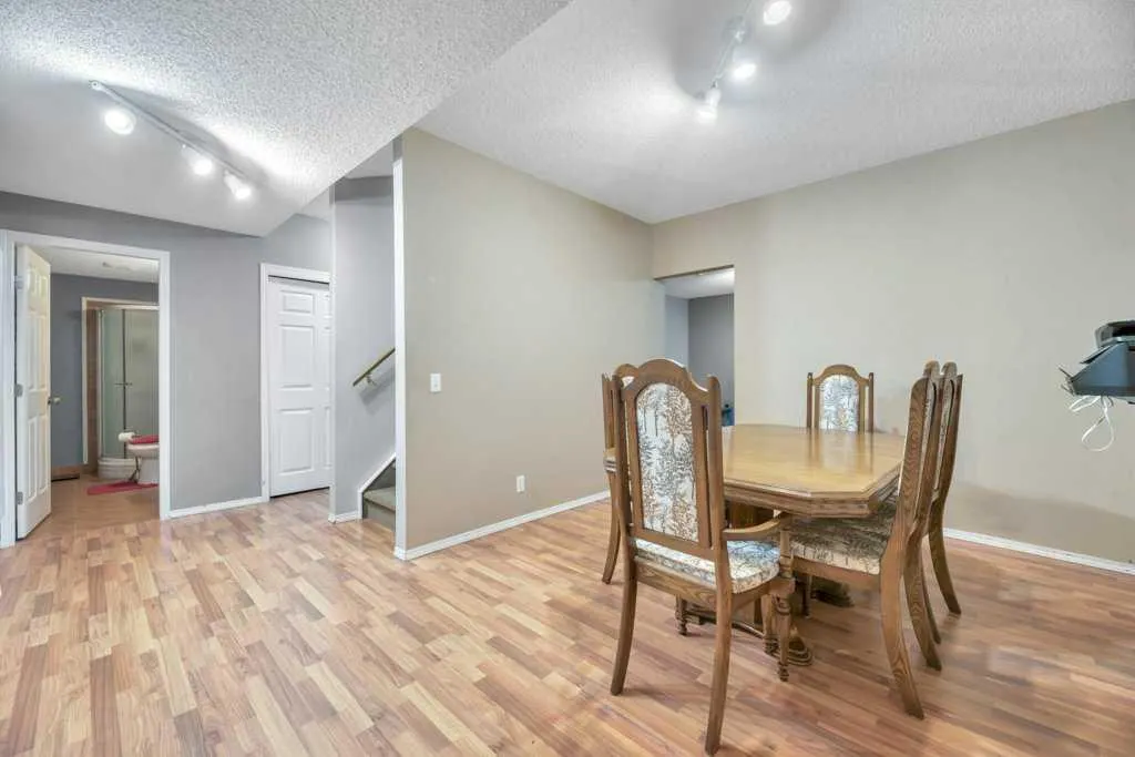 331 Citadel Drive NW