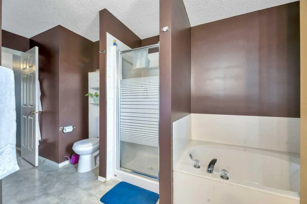 331 Citadel Drive NW