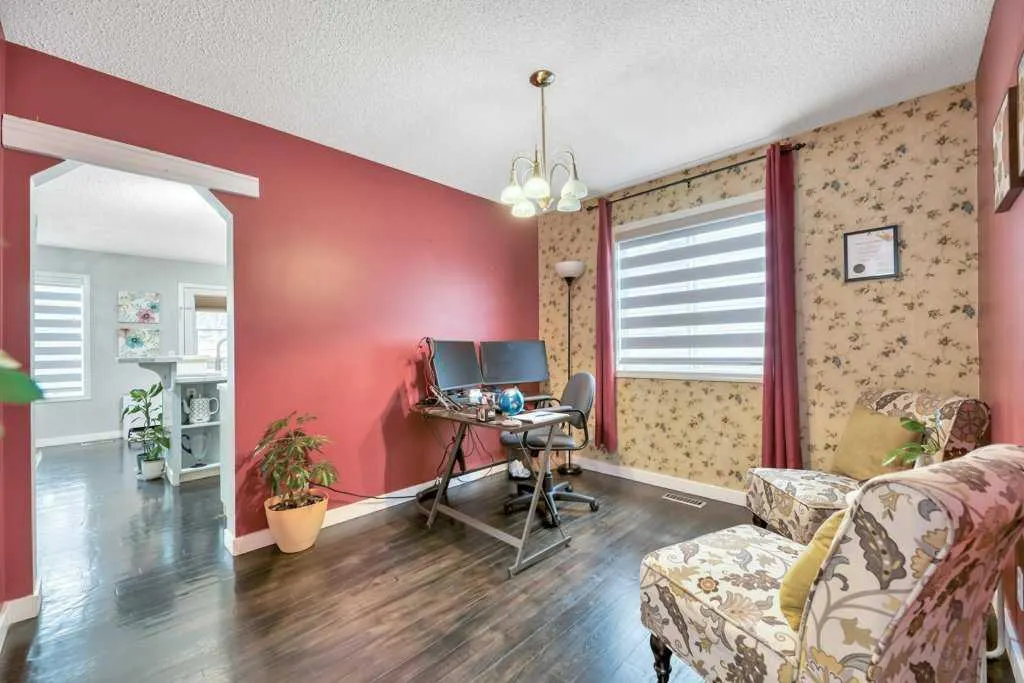 331 Citadel Drive NW