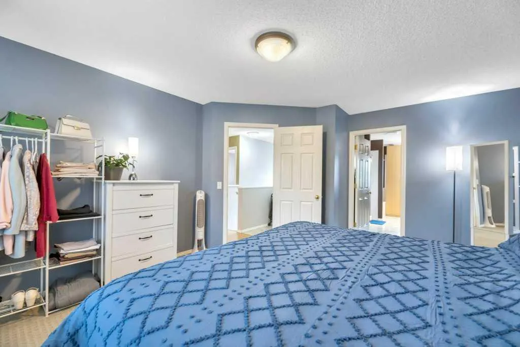 331 Citadel Drive NW