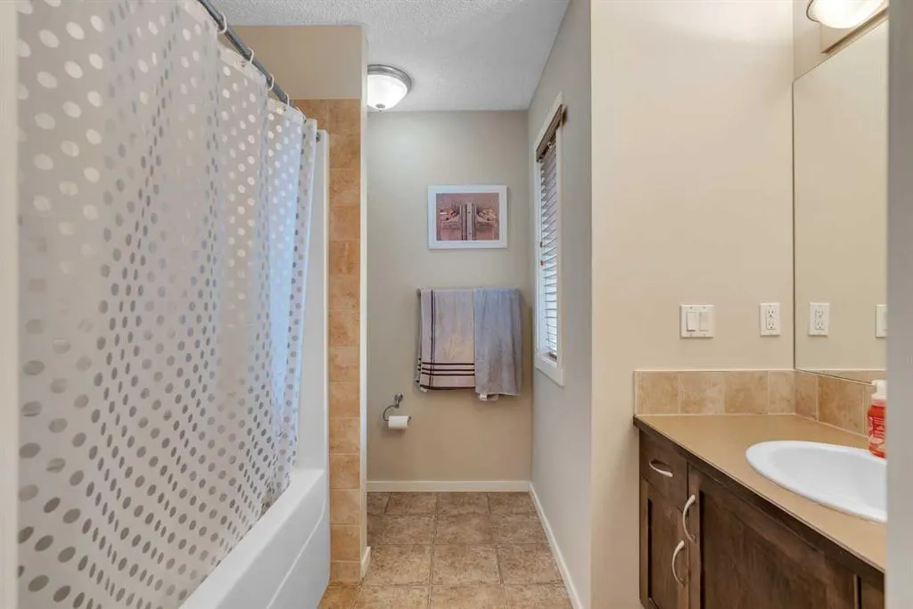 29 Sage Hill Court NW