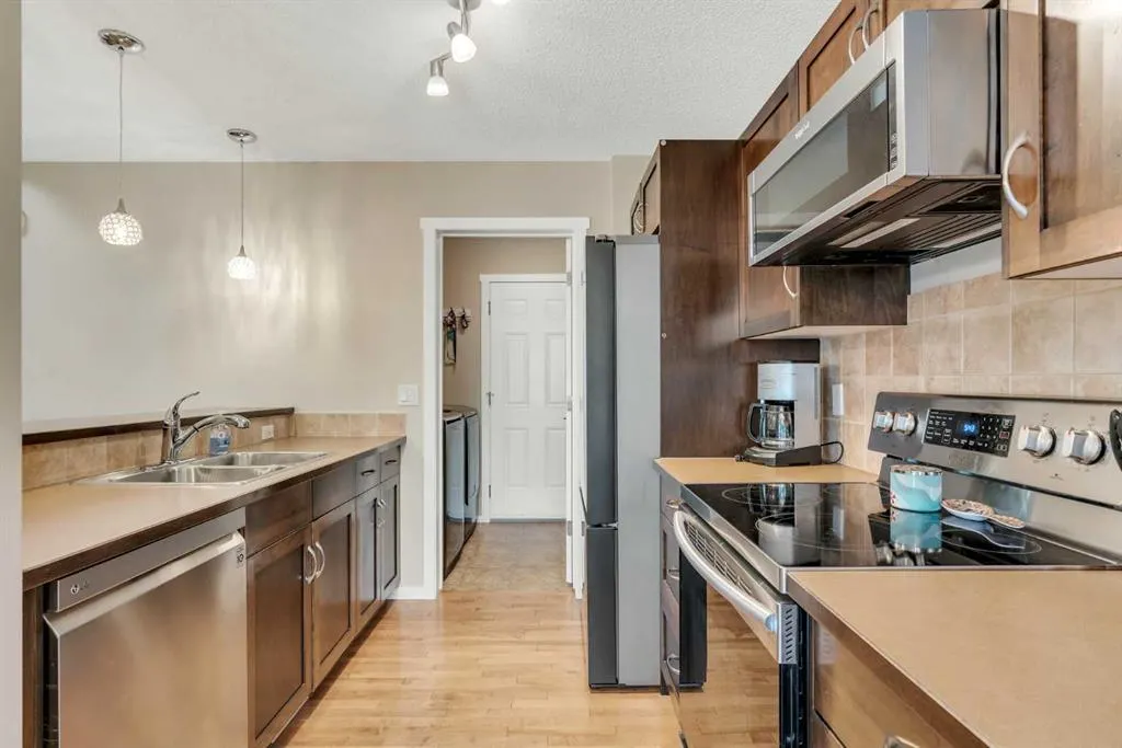 29 Sage Hill Court NW
