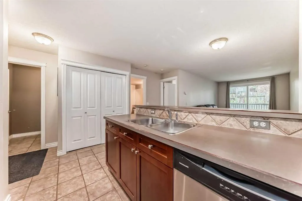 420 3 Avenue NE, #204