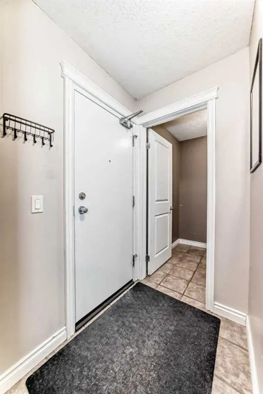 420 3 Avenue NE, #204