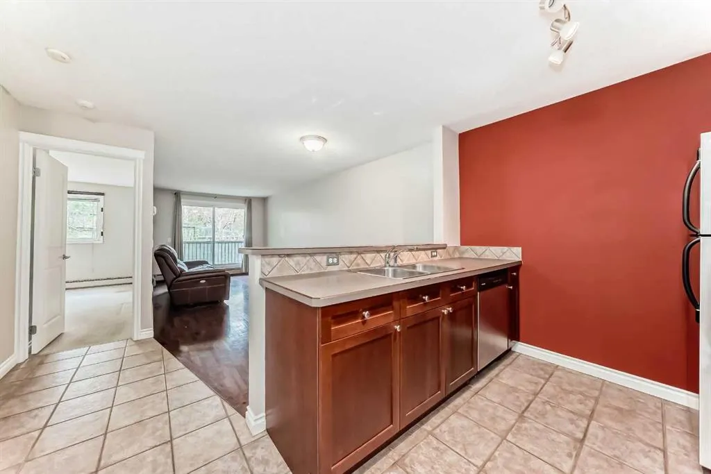 420 3 Avenue NE, #204