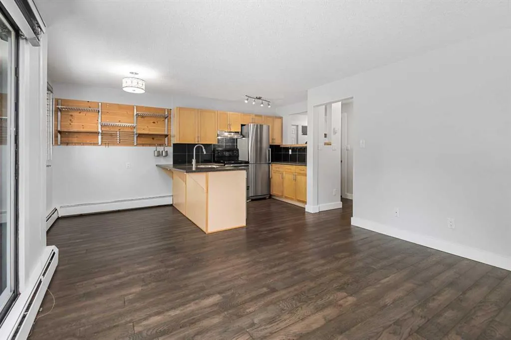 2407 17 Street SW, #6