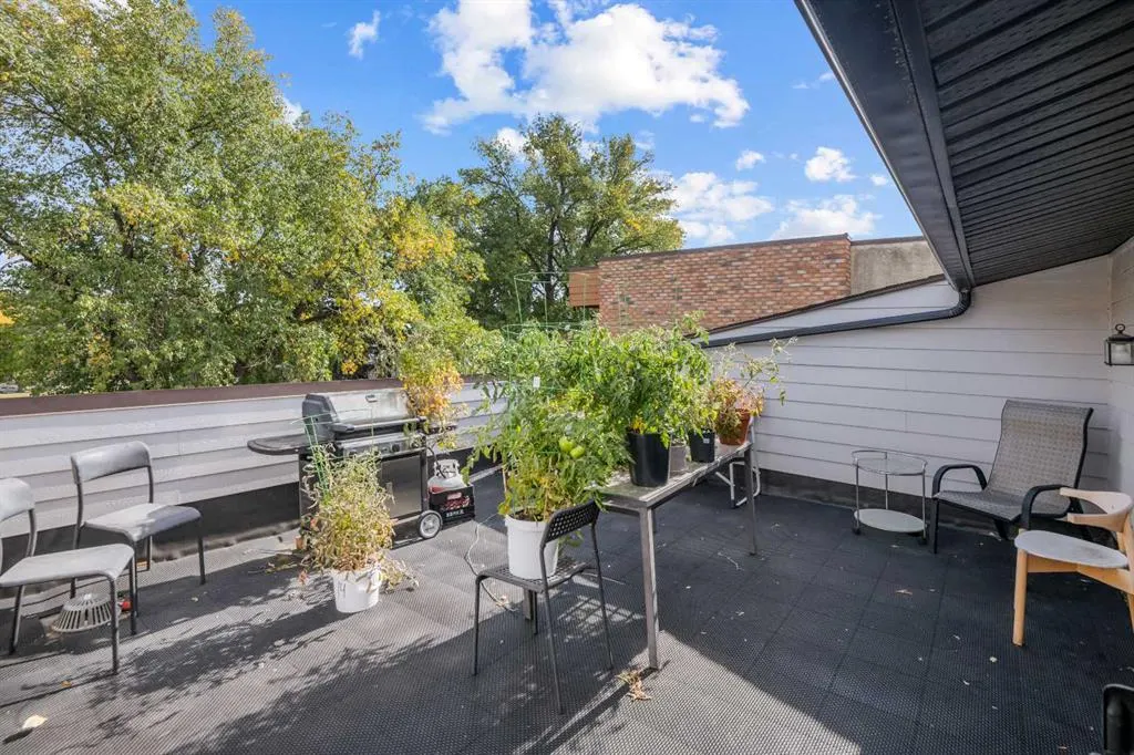 2407 17 Street SW, #6