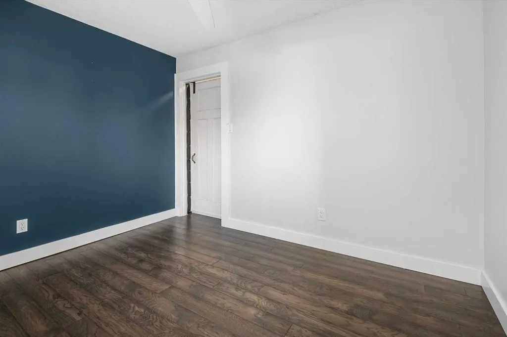 2407 17 Street SW, #6