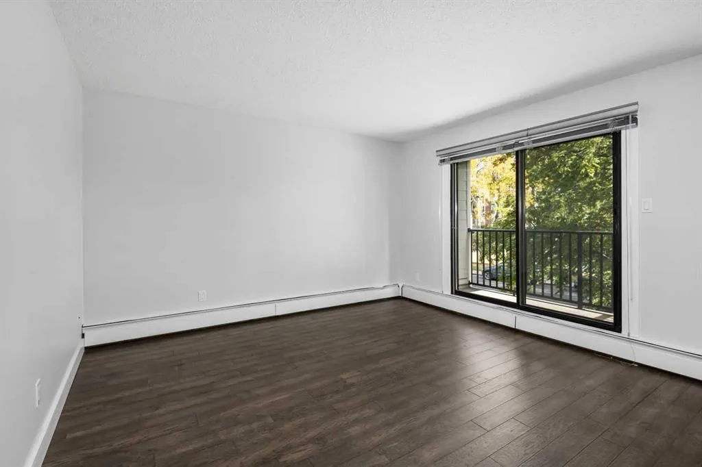 2407 17 Street SW, #6